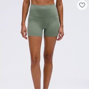 Lululemon align shorts 4”